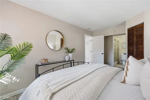 $549,000 | 409 Utica Avenue, Unit D34, Huntington Beach, CA 92648