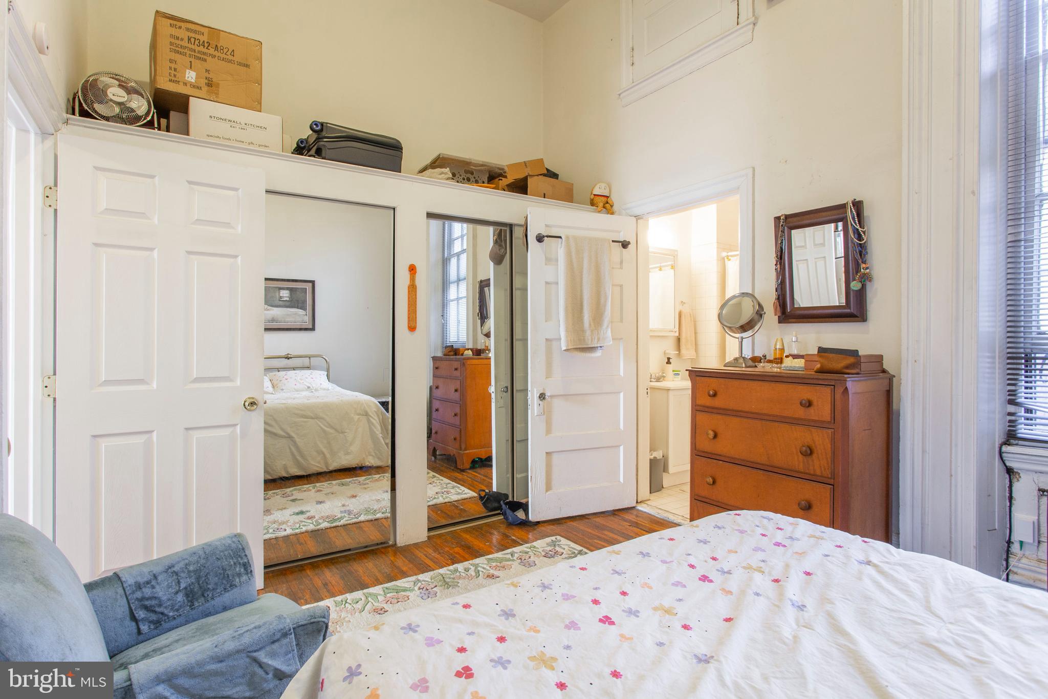 1817 Pine Street, Unit 1F Philadelphia, PA 19103 - Photo 18 of 22