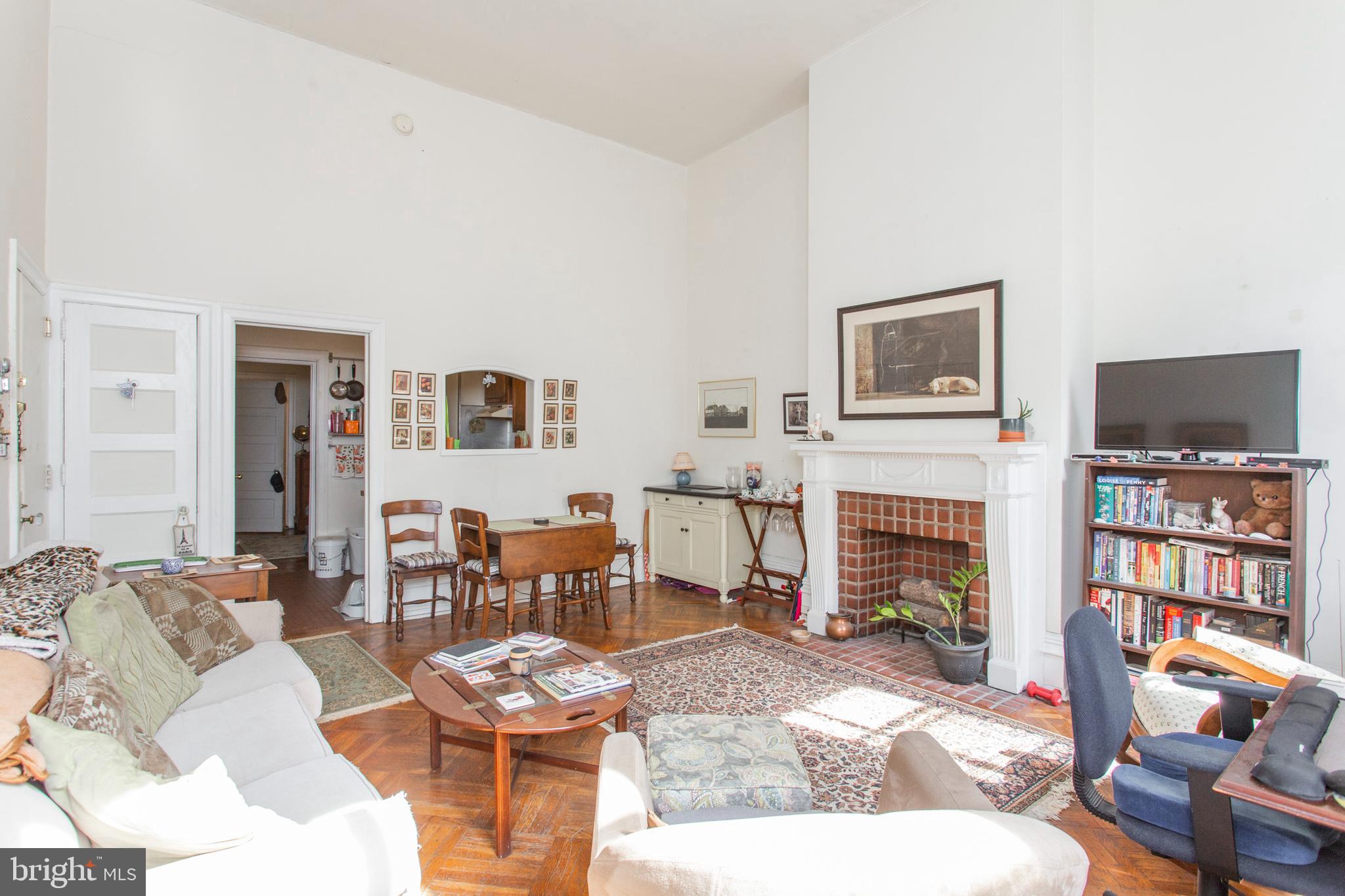 1817 Pine Street, Unit 1F Philadelphia, PA 19103 - Photo 9 of 22