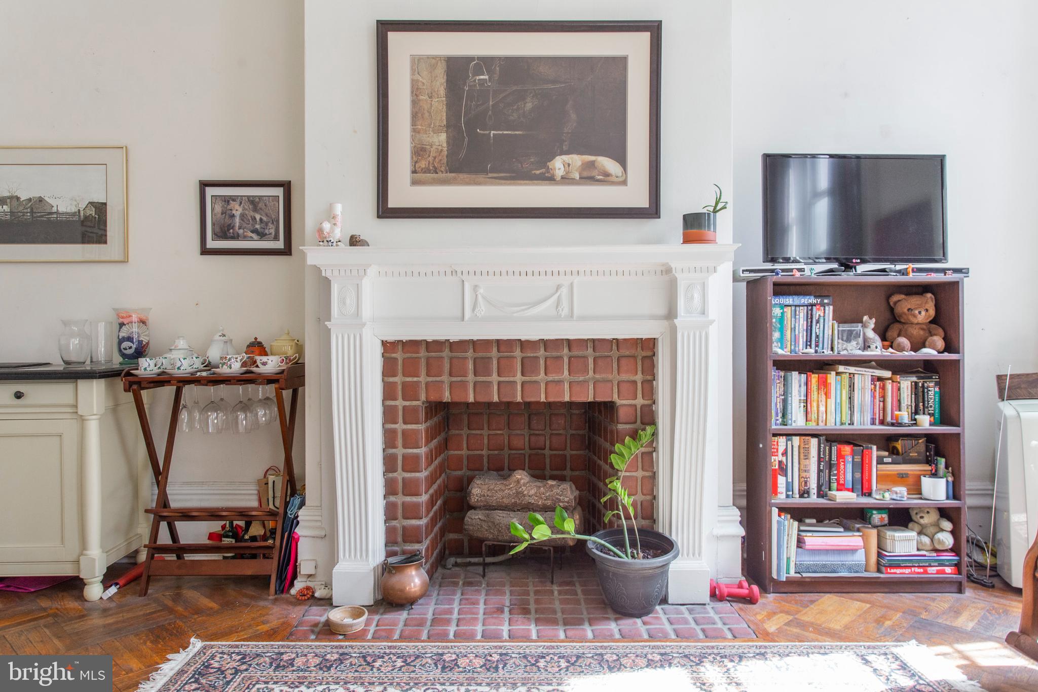 1817 Pine Street, Unit 1F Philadelphia, PA 19103 - Photo 10 of 22