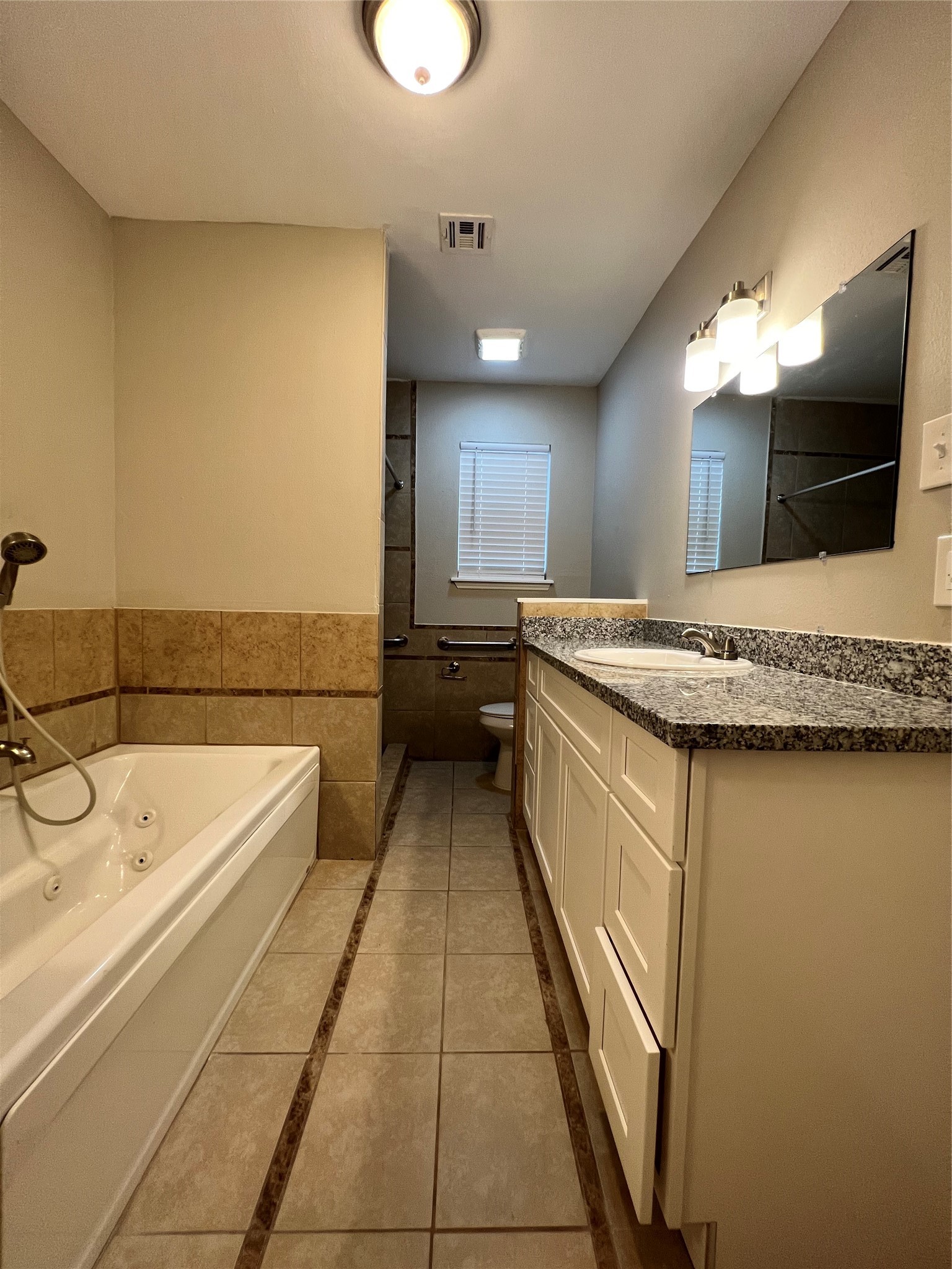 1506 Castlerock Road Houston, TX 77090 - Photo 21 of 48 Gallery Image 21