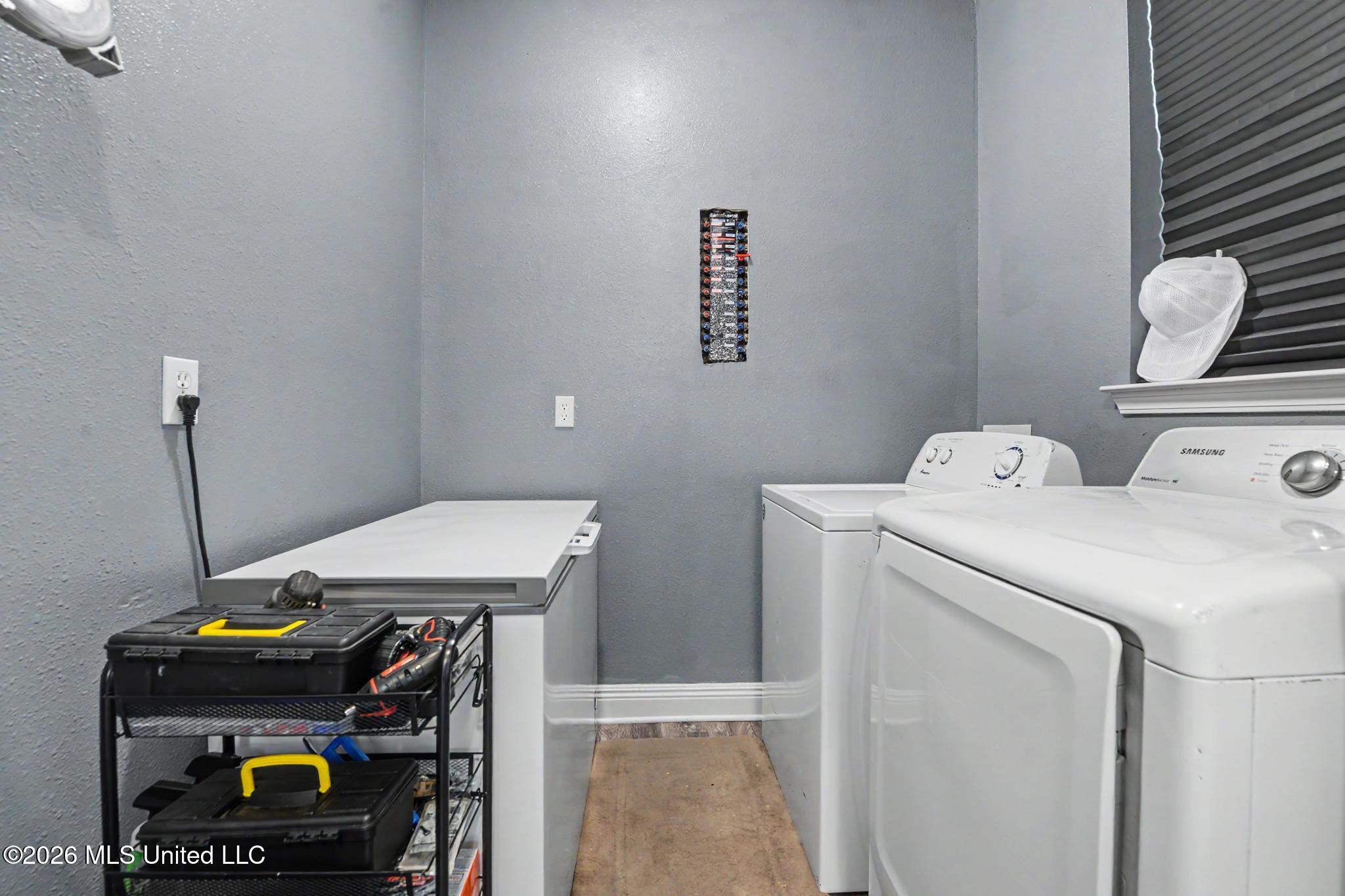 140 Cades Ridge Neely, MS 39461 - Photo 19 of 33 Laundry Room