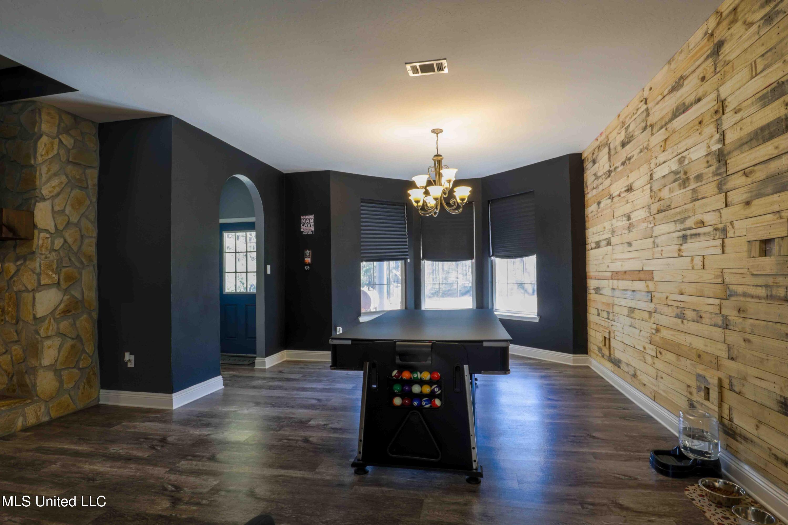 140 Cades Ridge Neely, MS 39461 - Photo 20 of 33 Dining Room