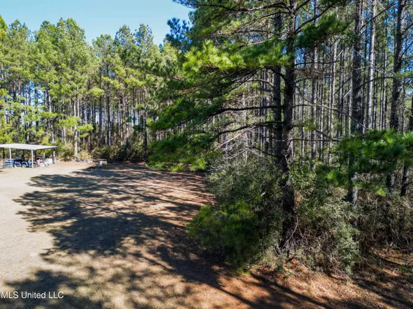 $430,000 | 140 Cades Ridge, Neely, MS 39461