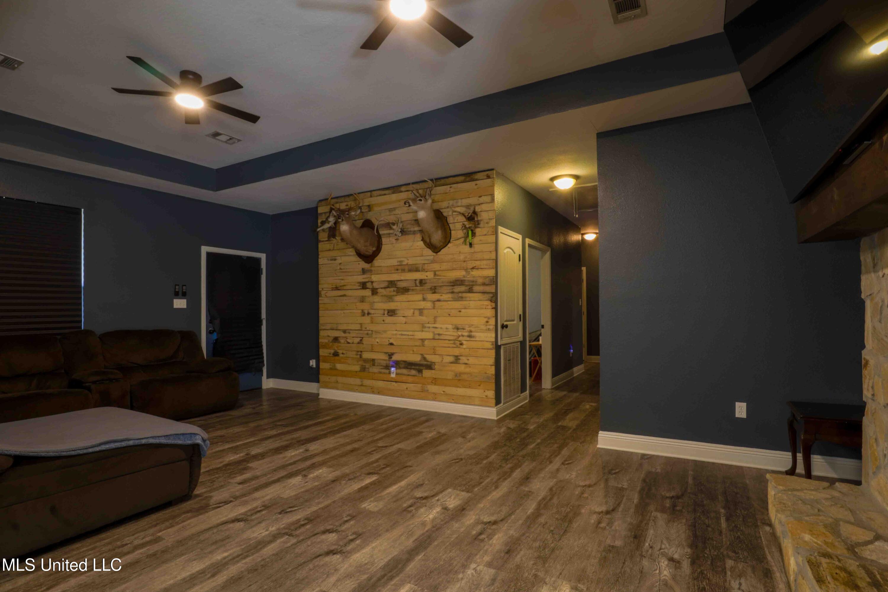 140 Cades Ridge Neely, MS 39461 - Photo 5 of 33 Living Room