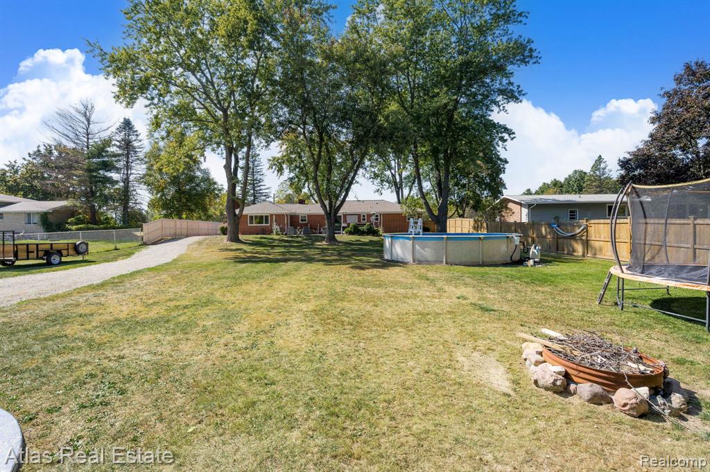 4111 South State Road Davison, MI 48423 - Photo 33 of 43