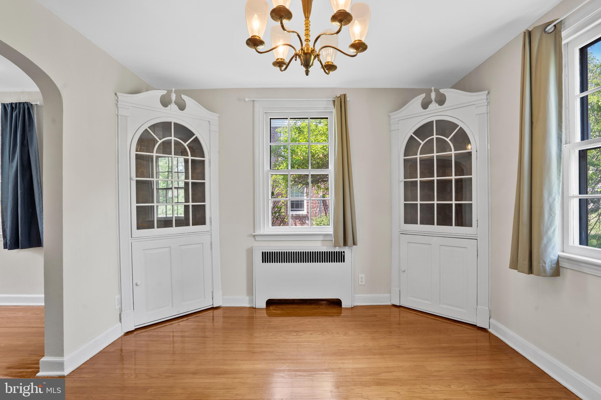 806 South Providence Road Wallingford, PA 19086 - Photo 7 of 29 a view of an entryway with wooden floor