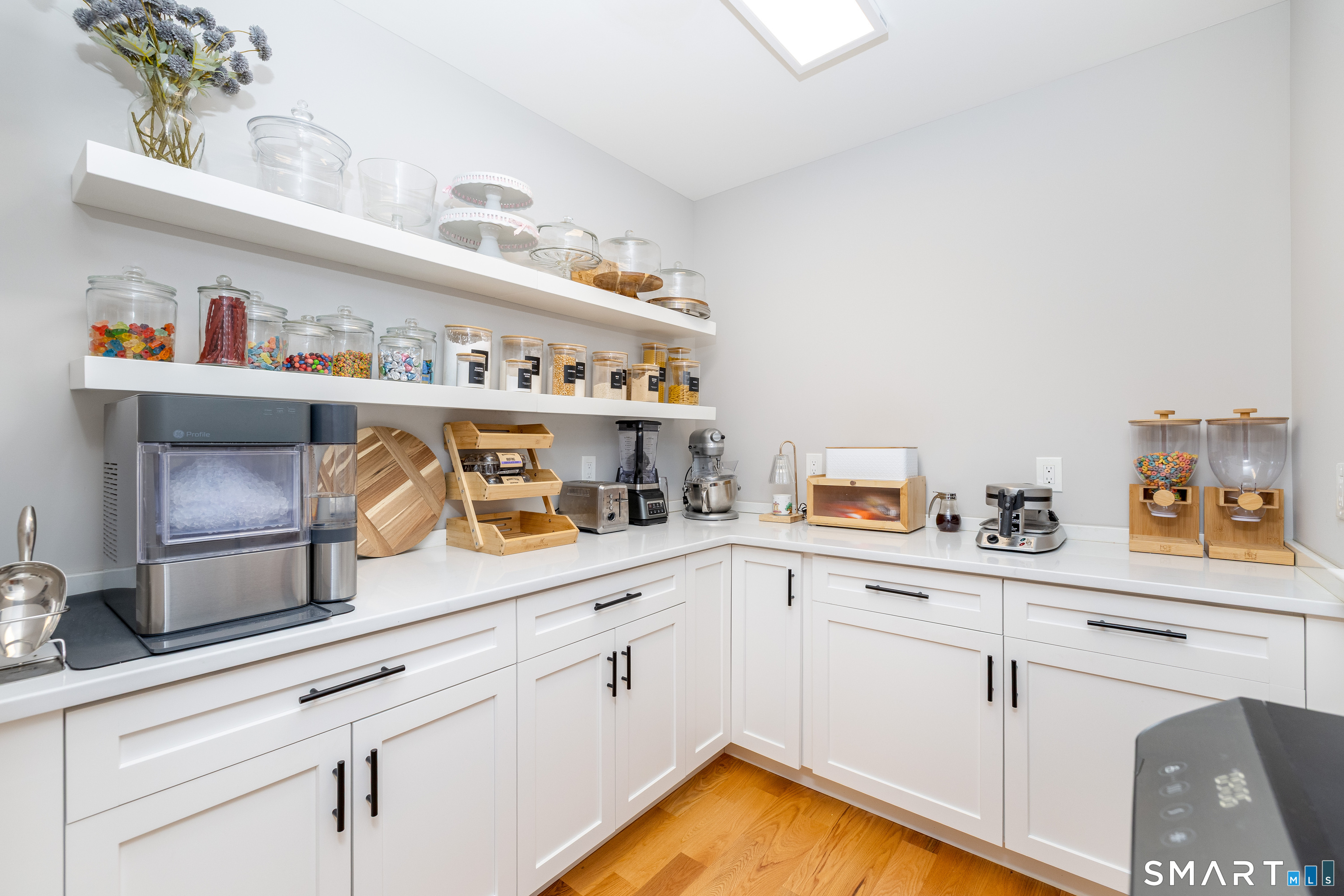 98 Ladd Road Tolland, CT 06084 - Photo 10 of 40