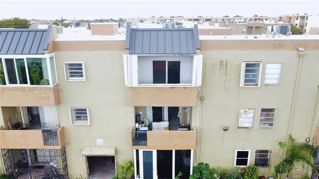 a view of building with outdoor space