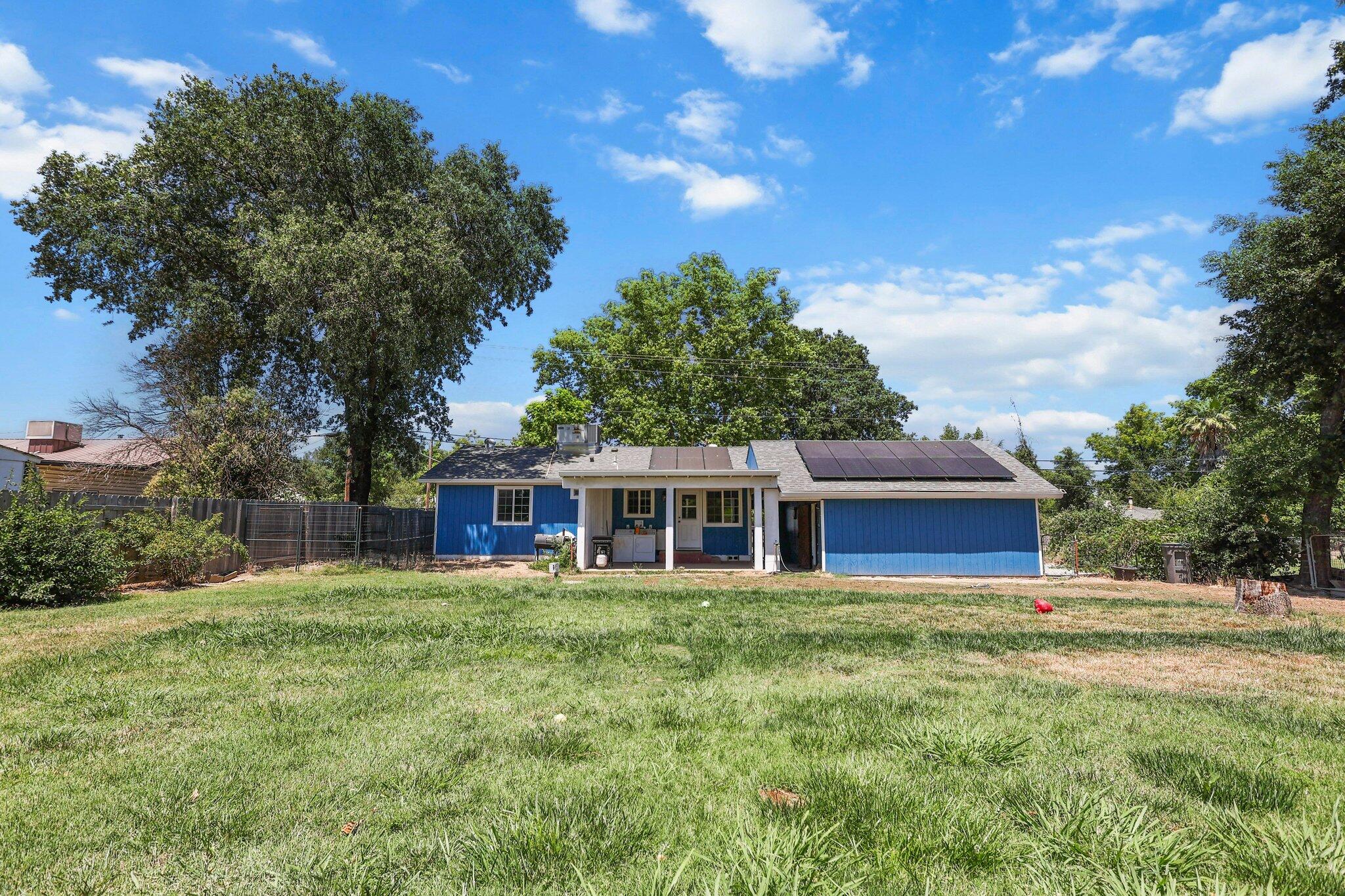 19885 Loop Street Anderson, CA 96007 - Photo 25 of 30 25-web-or-mls-8Q0A4635 (1)