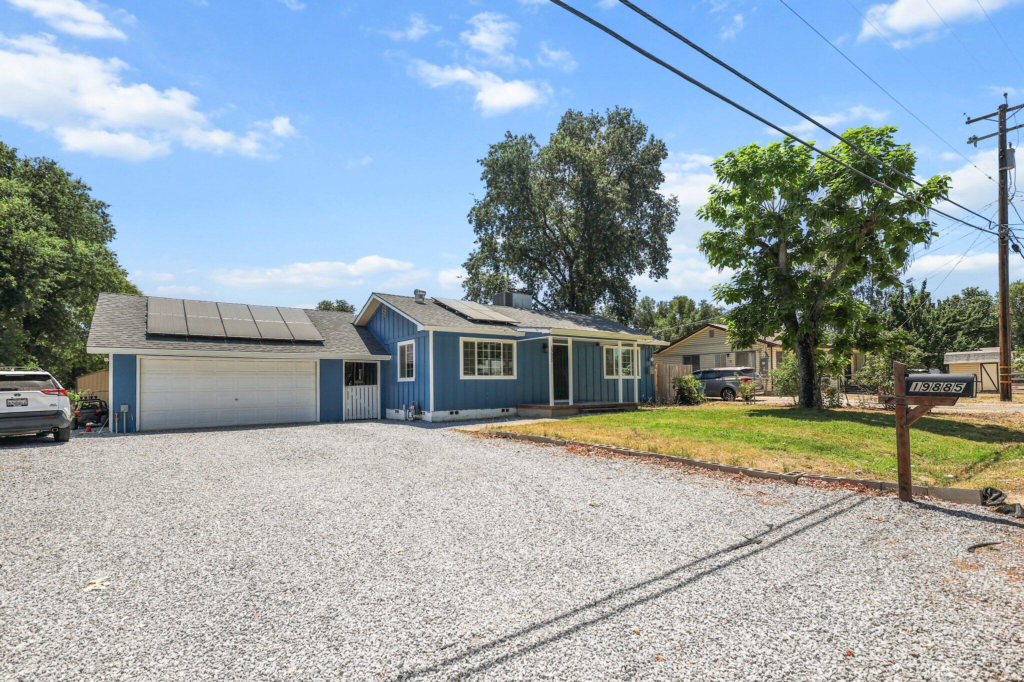 19885 Loop Street Anderson, CA 96007 - Photo 28 of 30 27-web-or-mls-8Q0A4655 (1)