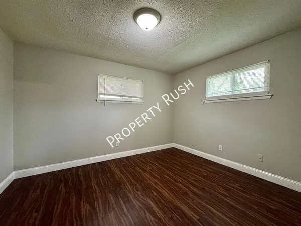 $1,550 | 6303 Walden Avenue, Unit B, Chattanooga, TN 37421