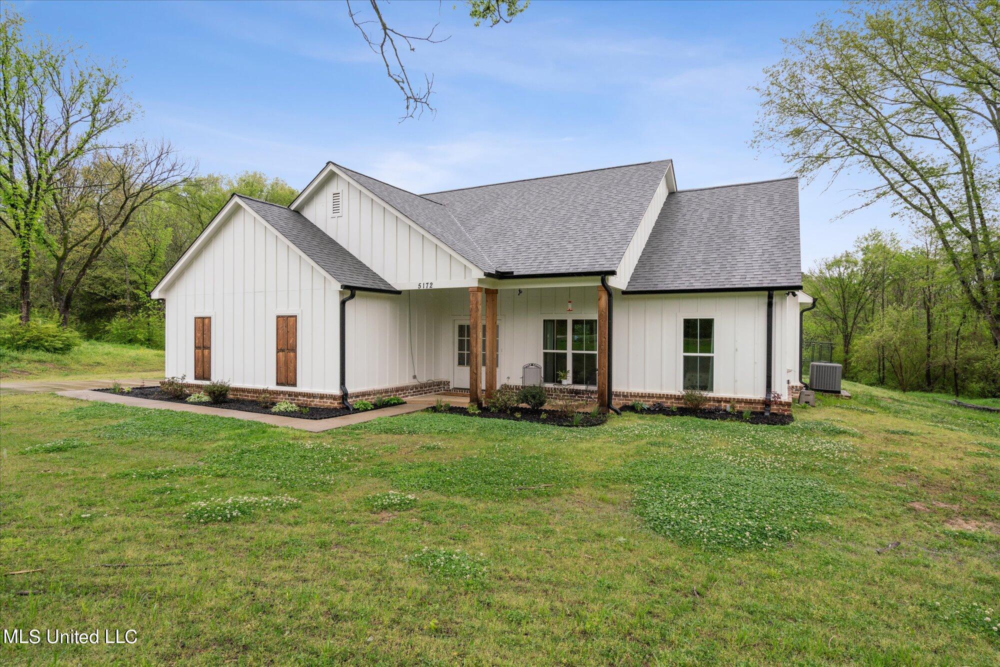 5172 Langston Road Byhalia, MS 38611 - Photo 3 of 27 02-1414189-02023