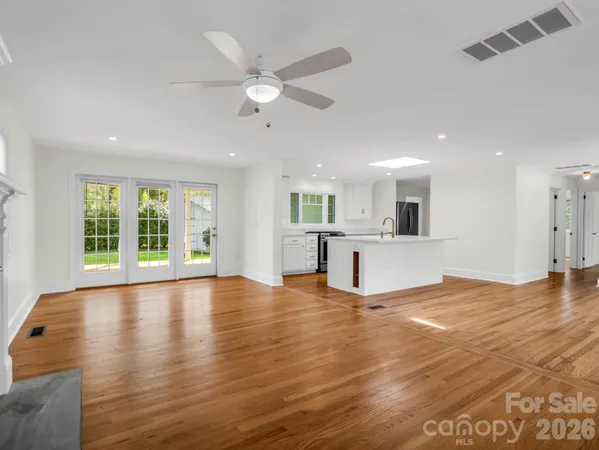 $499,000 | 212 Vance Avenue, Black Mountain, NC 28711