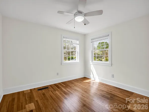 $499,000 | 212 Vance Avenue, Black Mountain, NC 28711