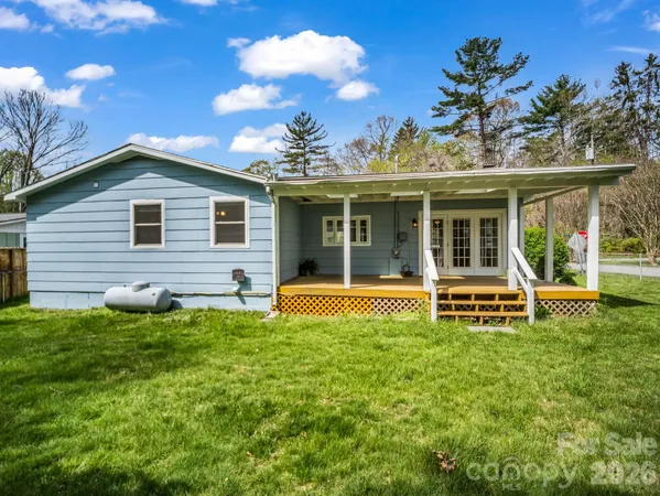 $499,000 | 212 Vance Avenue, Black Mountain, NC 28711