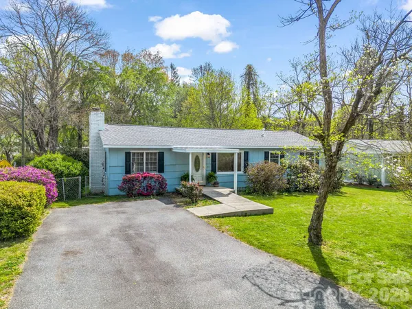 $499,000 | 212 Vance Avenue, Black Mountain, NC 28711