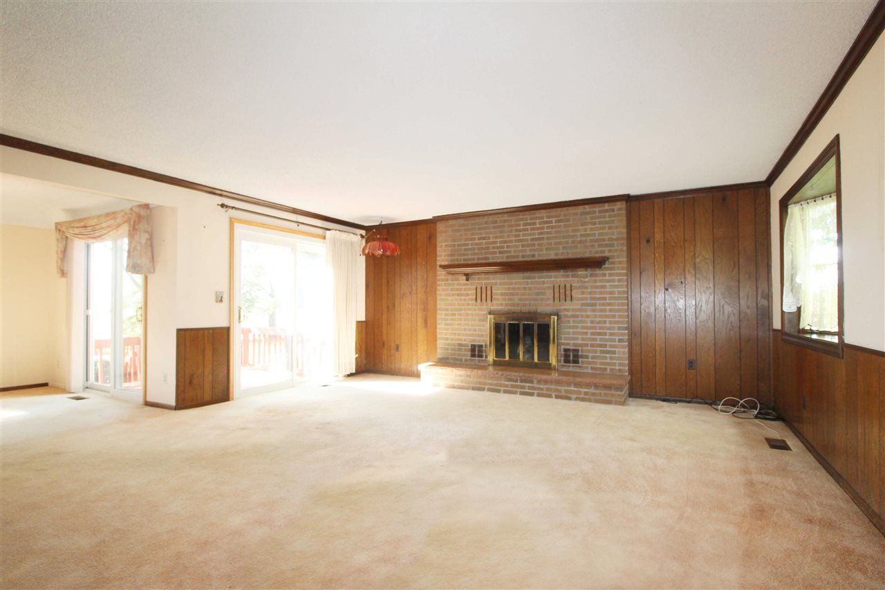 12357 West Pierson Road Flushing, MI 48433 - Photo 4 of 32 50056478-3.JPG