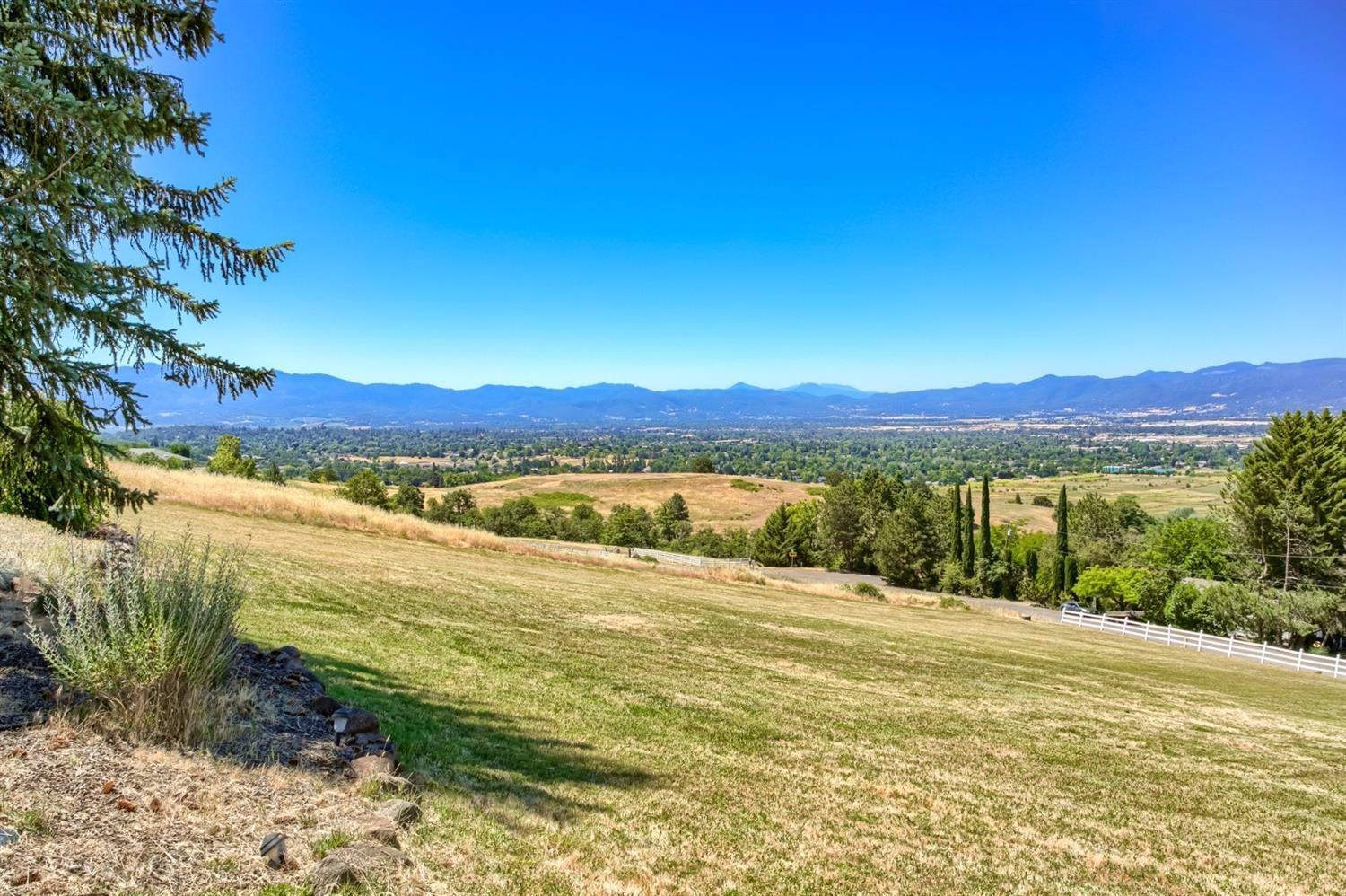 3558 Dodson Road Medford, OR 97504 - Photo 34 of 35 View
