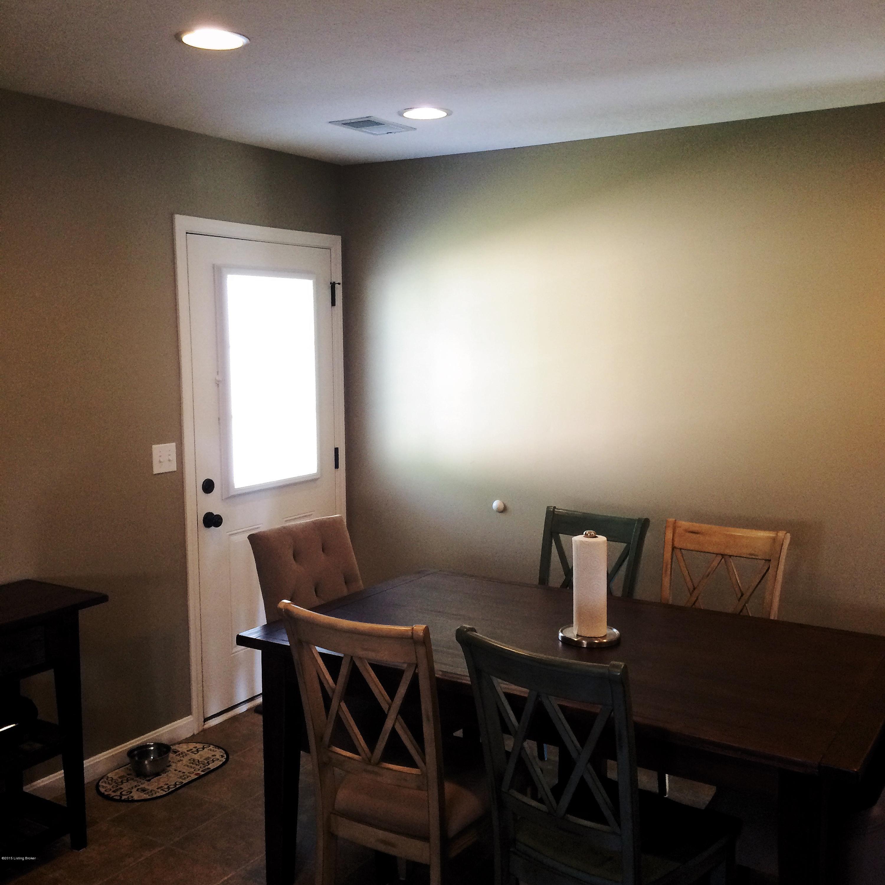280 Madison Rae Boulevard Shepherdsville, KY 40165 - Photo 12 of 37 IMG_1794