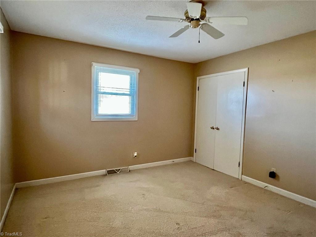 191 Love Road Lexington, NC 27295 - Photo 12 of 24 Gallery Image 12