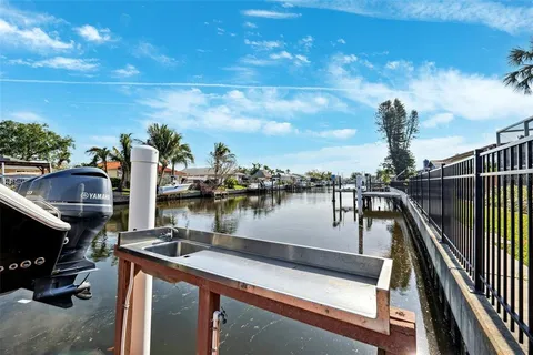 $765,000 | 1399 49th Avenue Northeast, St. Petersburg, FL 33703