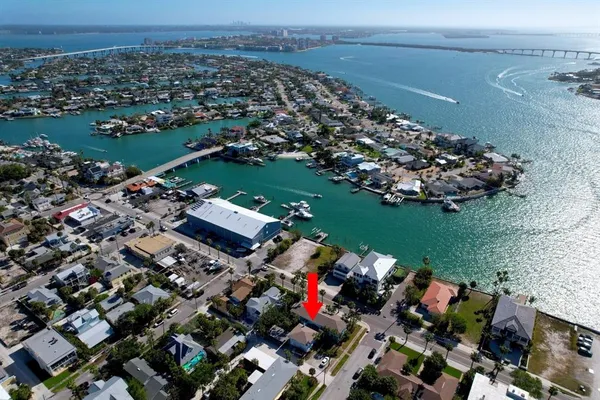 $525,000 | 1800 Pass A Grille Way, Unit 2, St. Pete Beach, FL 33706