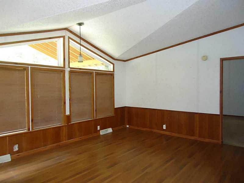 4842 Pitts Road Adamsville, PA 16110 - Photo 4 of 22 Living Room.