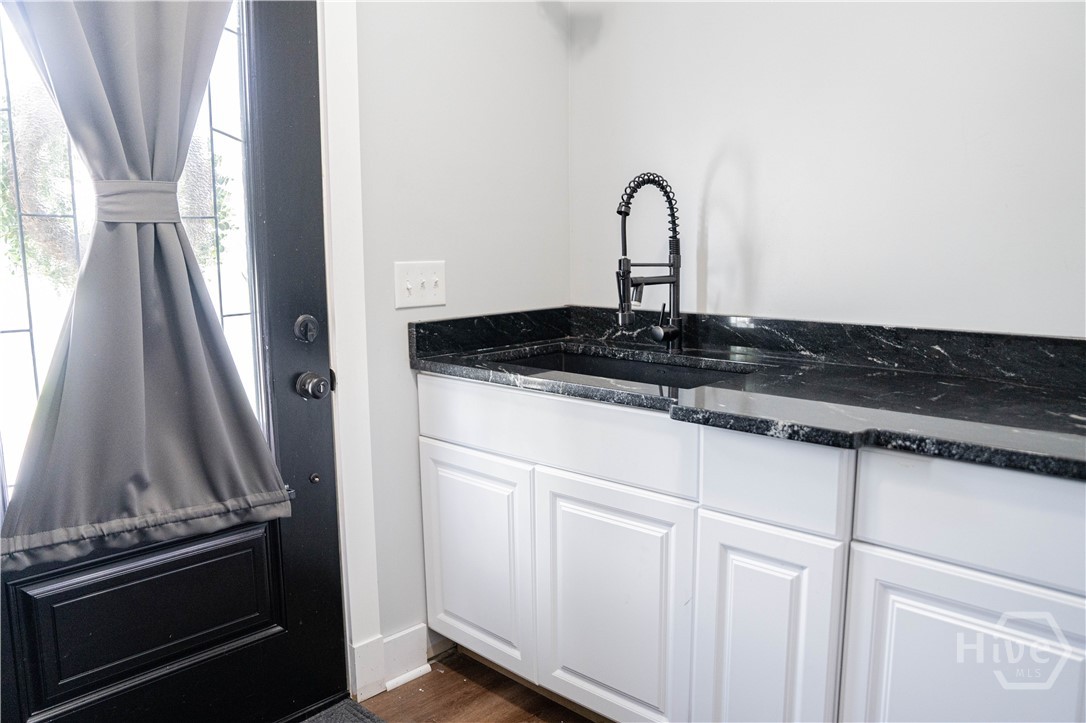 1 Egrets Landing Savannah, GA 31419 - Photo 12 of 45 Laundry Room