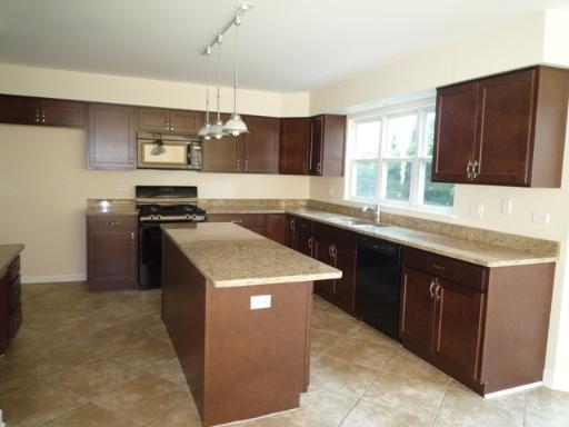 859 Alleghany Road Grayslake, IL 60030 - Photo 5 of 16