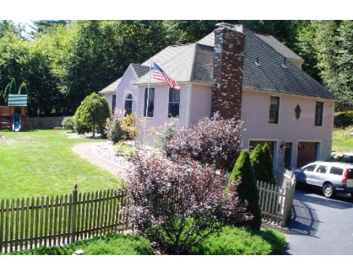 11 Wamsutta Ridge Road Charlton, MA 01507 - Photo 22 of 24