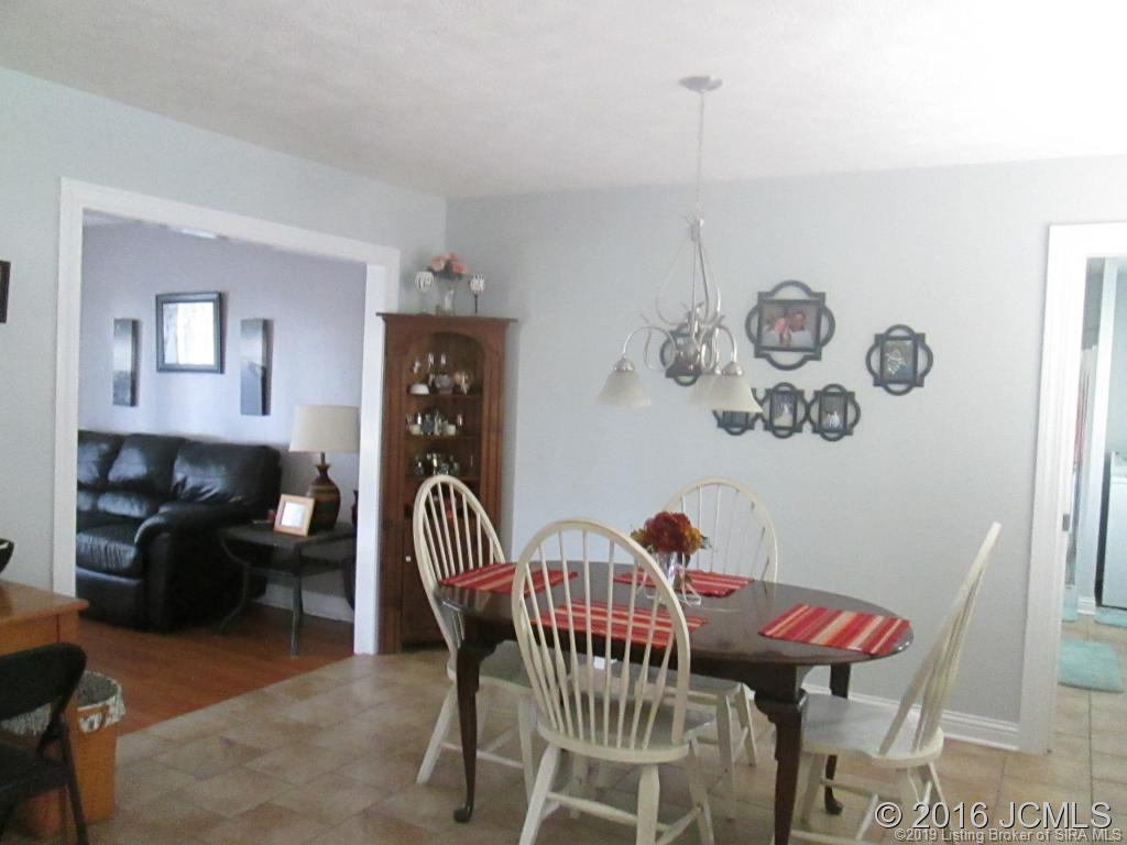 207 Spruce Lane Hanover, IN 47243 - Photo 4 of 16 Gallery Image 4