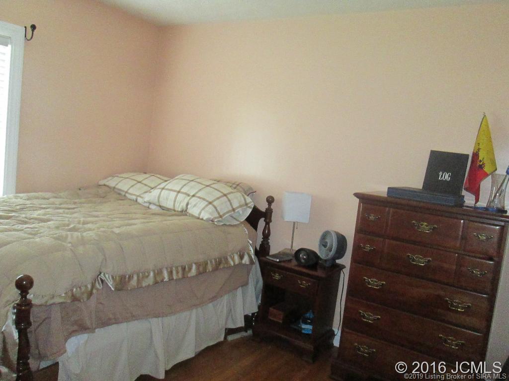 207 Spruce Lane Hanover, IN 47243 - Photo 8 of 16 Gallery Image 8
