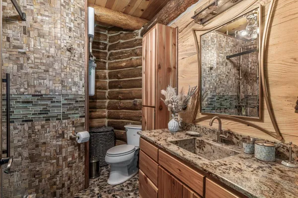 $1,000,000 | 4105 E Springdale Hunters Road, Springdale, WA 99173