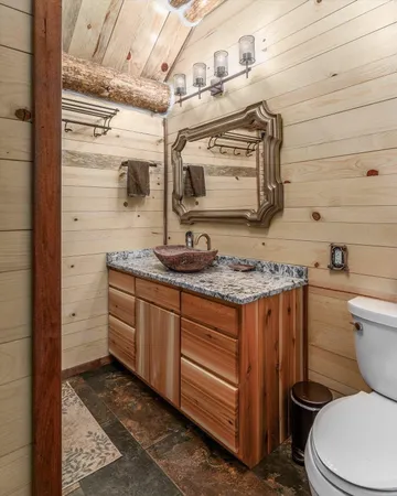 $1,000,000 | 4105 E Springdale Hunters Road, Springdale, WA 99173