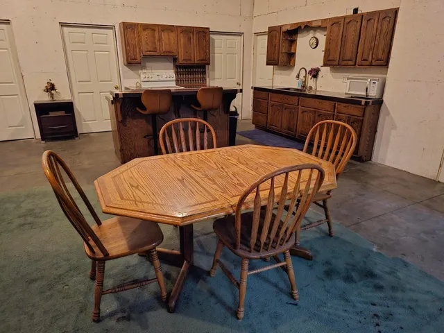 $1,000,000 | 4105 E Springdale Hunters Road, Springdale, WA 99173