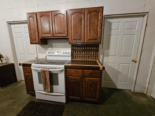 $1,000,000 | 4105 E Springdale Hunters Road, Springdale, WA 99173