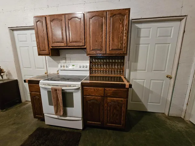 $1,000,000 | 4105 E Springdale Hunters Road, Springdale, WA 99173