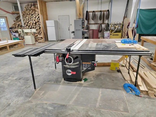 $1,000,000 | 4105 E Springdale Hunters Road, Springdale, WA 99173