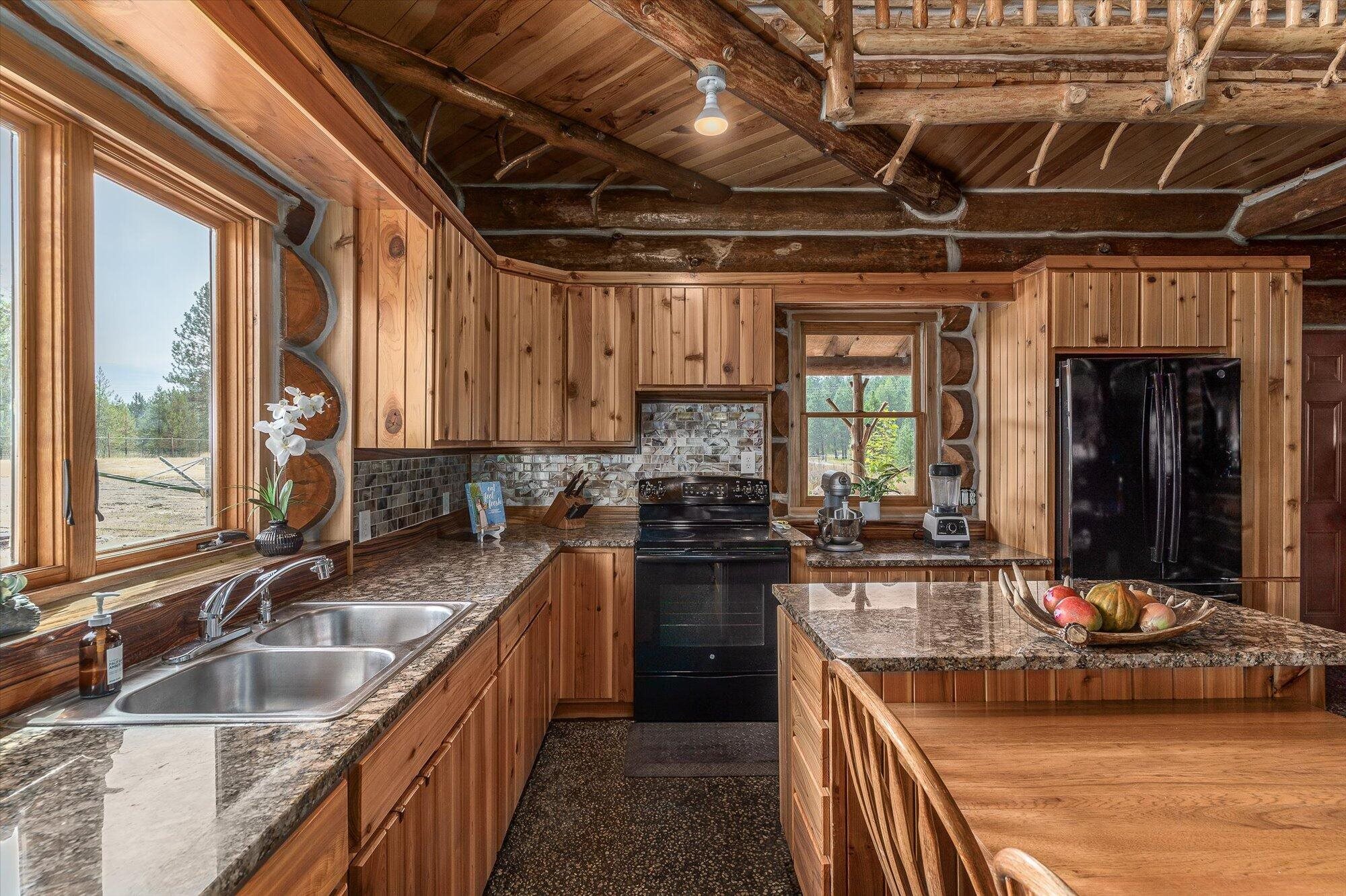 4105 E Springdale Hunters Road Springdale, WA 99173 - Photo 8 of 48