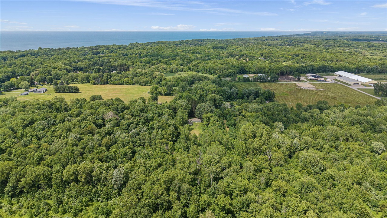 2718 Coloma Road Benton Harbor, MI 49022 - Photo 52 of 55