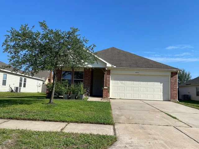 $1,850 | 8714 Sunset Pond Drive, Tomball, TX 77375