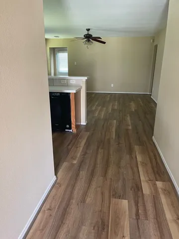 $1,800 | 8714 Sunset Pond Drive, Tomball, TX 77375