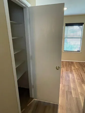 $1,800 | 8714 Sunset Pond Drive, Tomball, TX 77375