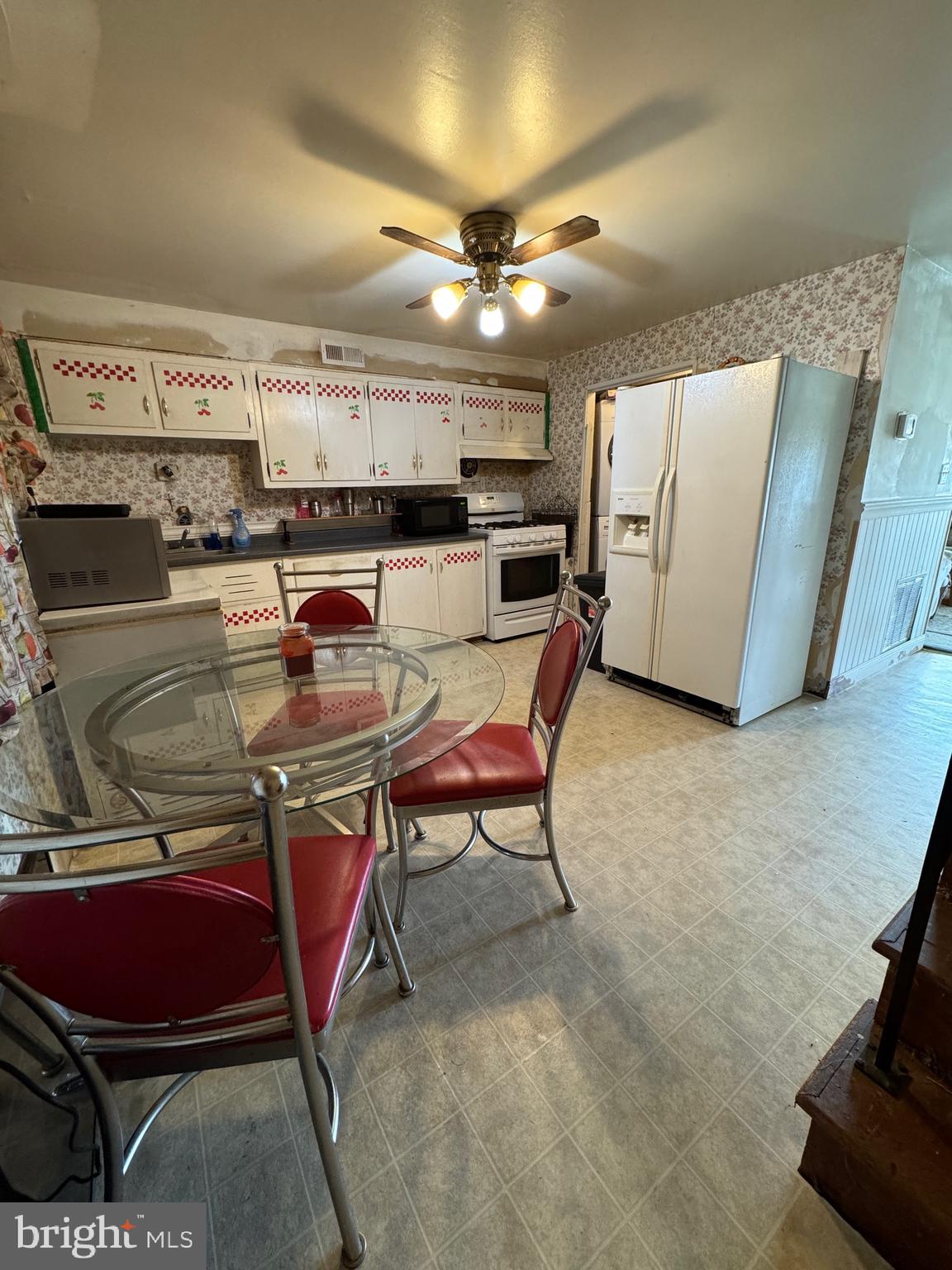 7946 Wynbrook Road Baltimore, MD 21224 - Photo 9 of 21