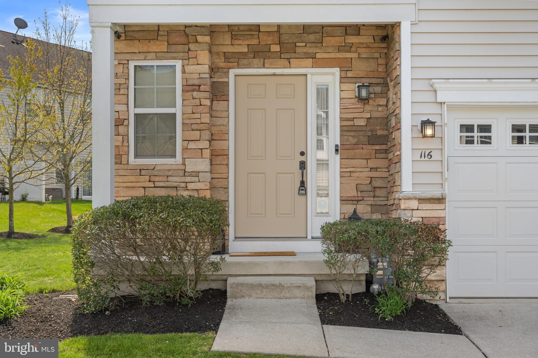 116 Oak Ridge Drive Mount Royal, NJ 08061 - Photo 3 of 37