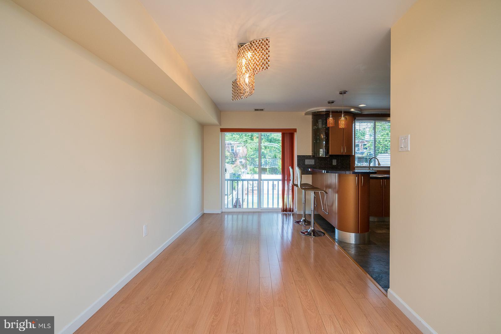 11702 Millbrook Road Philadelphia, PA 19154 - Photo 7 of 22 Dining Area
