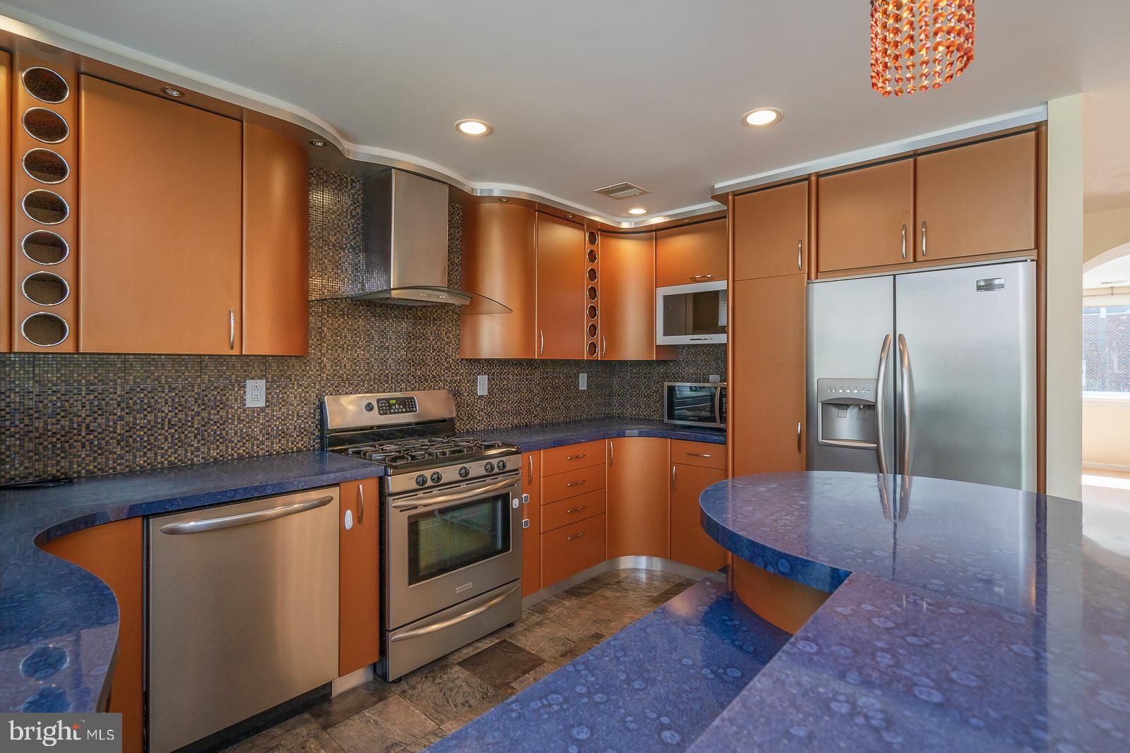 11702 Millbrook Road Philadelphia, PA 19154 - Photo 10 of 22 Kitchen