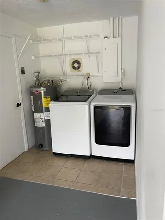 $1,449 | 42 Roosevelt Boulevard, Unit 1, Beverly Hills, FL 34465