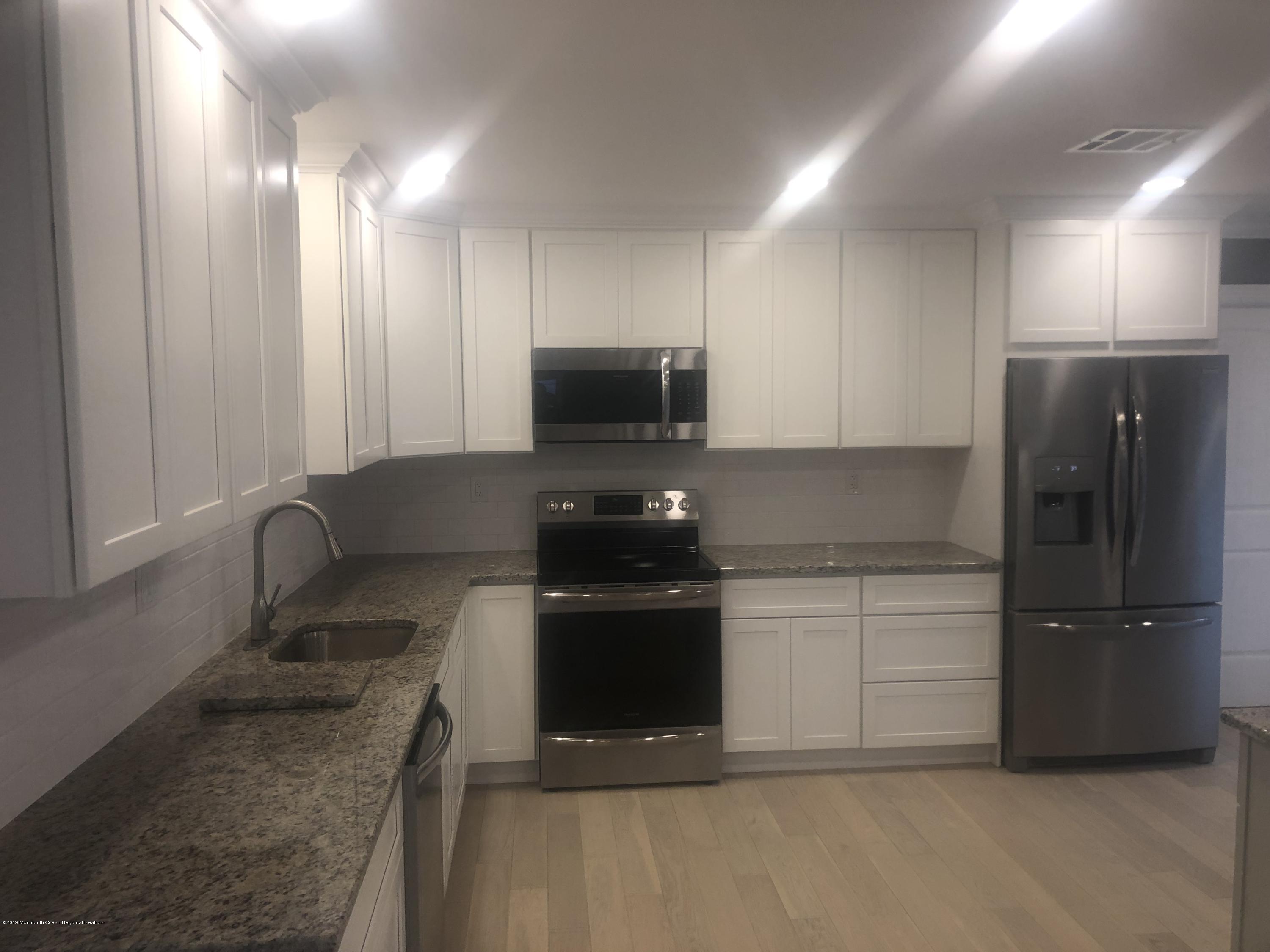 127 Idolstone Lane Matawan, NJ 07747 - Photo 13 of 36 IMG_7367